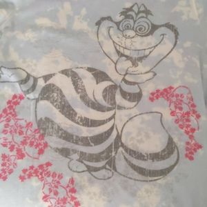 Cheshire cat t-shirt